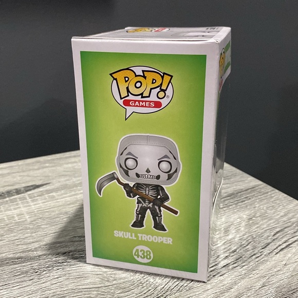 Funko Pop! Games | Fortnite #438: Skull Trooper - Collectable Vinyl Figure - Picture 5 of 12